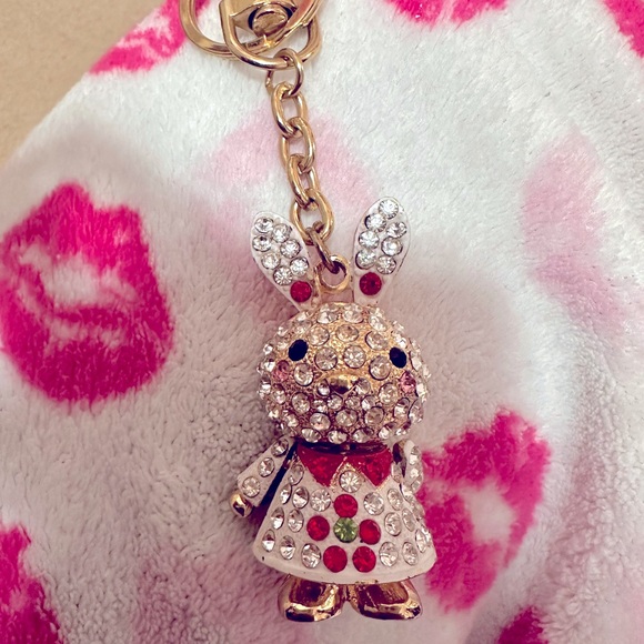 Cute Rhinestone Bunny Key Chain - Picture 4 of 4